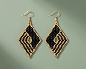 Geometric Brick Stitch Beaded Earrings Pattern, Black and Gold Diamond Seed Bead Tutorial, Miyuki Delica 11/0, Modern Art Deco Jewelry PDF