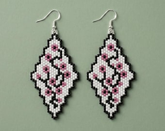 Patrón de pendientes de cuentas con puntada peyote de flor de cerezo / Tutorial de cuentas de semillas de flor de cerezo / Miyuki Delica 11/0 / PDF de joyería floral DIY