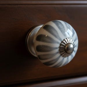 Ceramic Door Knobs Silver Finish, 4cm x 7cm - One Pair