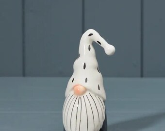 Black and White Ceramic Santa L6.2cm x D6.2cm x H12.3cm