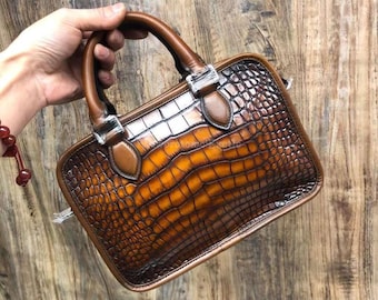 Tas met handvat aan de bovenkant van donkerbruin alligator | Damesportemonnee van Bali Craftsmanship