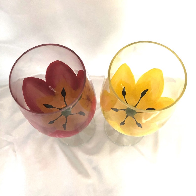Spring Tulip Hand Painted Wine Glasses Etsy