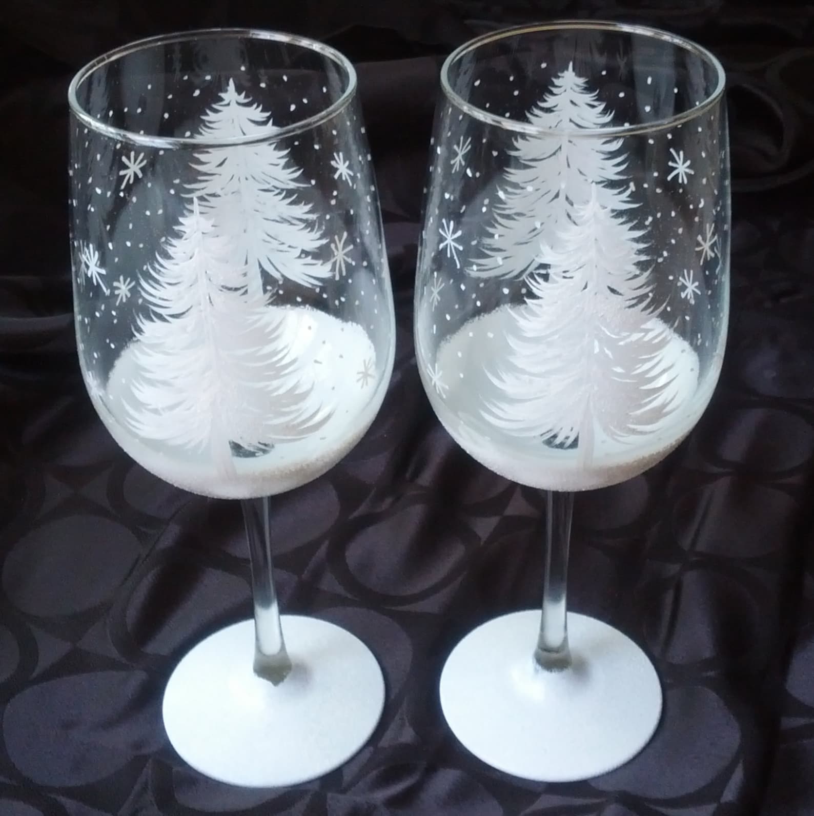 Christmas Tree Hand Painted Wine Glasses Etsy