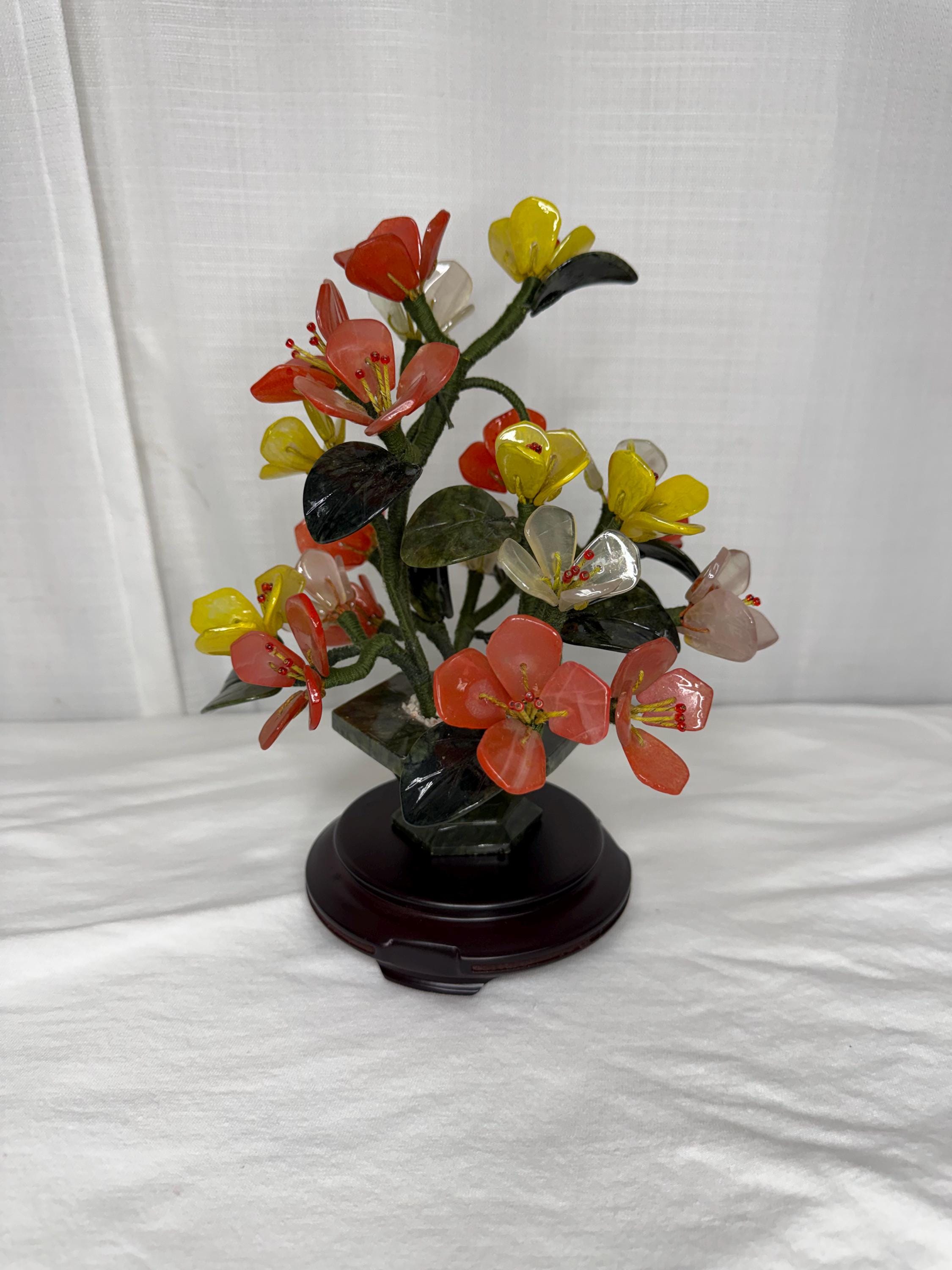 【翡翠】花の彫刻【有名店購入品】 翡翠彫刻の花 - Etsy 日本