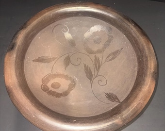 Pre-Columbian style ceramic tripod rattle bowl.Distinctive FeaturesTripod Structure.