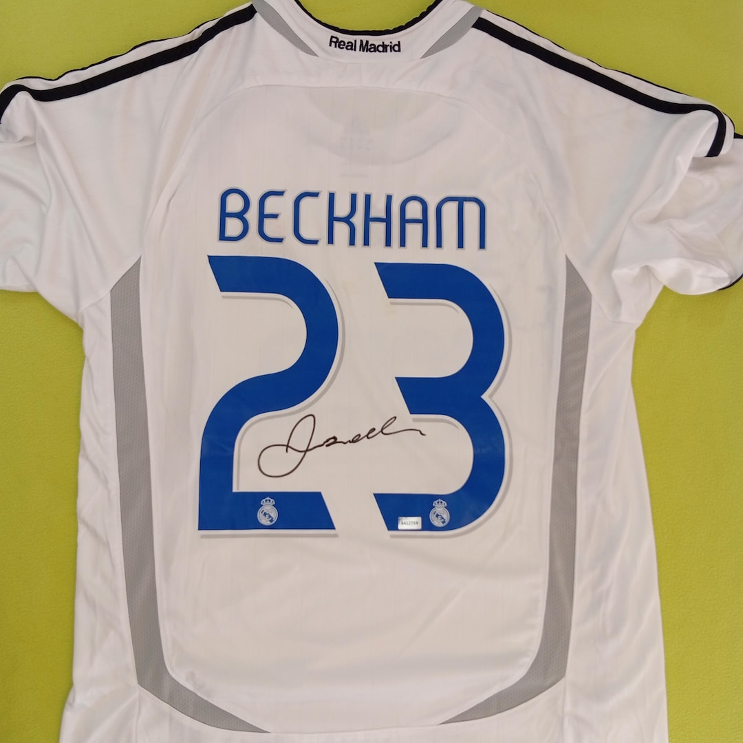 David Beckham Signed Autographed Real Madrid FC Football T-shirt