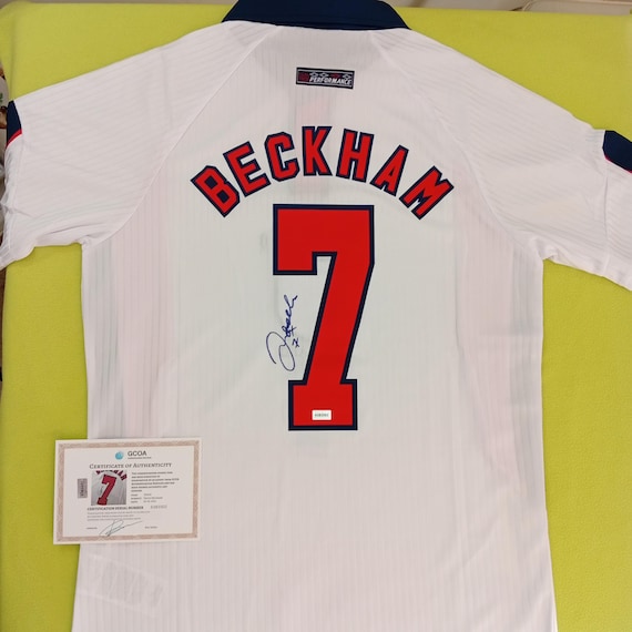 David Beckham Signed Autographed England Football T-shirt With COA