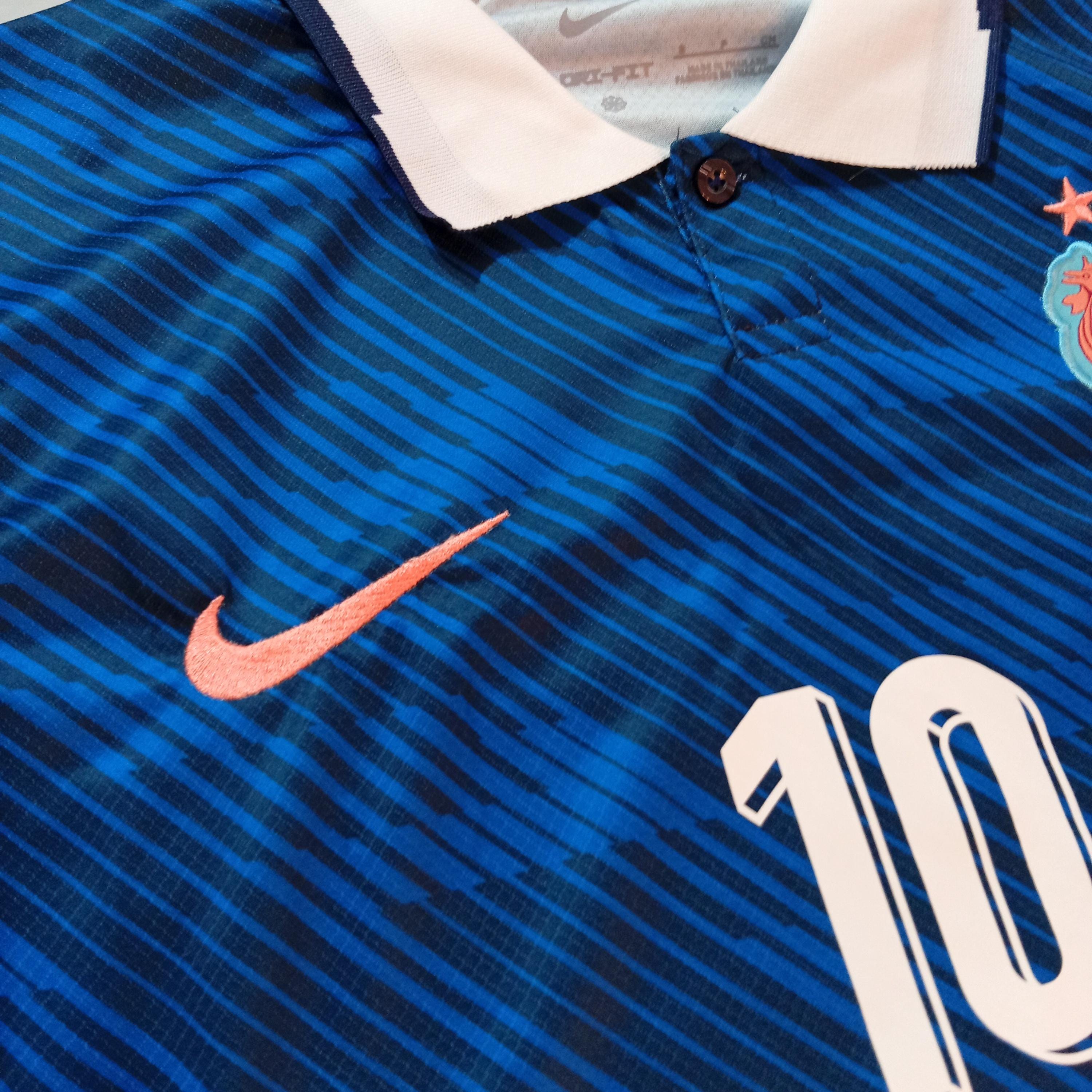 キリアン・エムバペ直筆サイン入りフランス代表2026サッカー