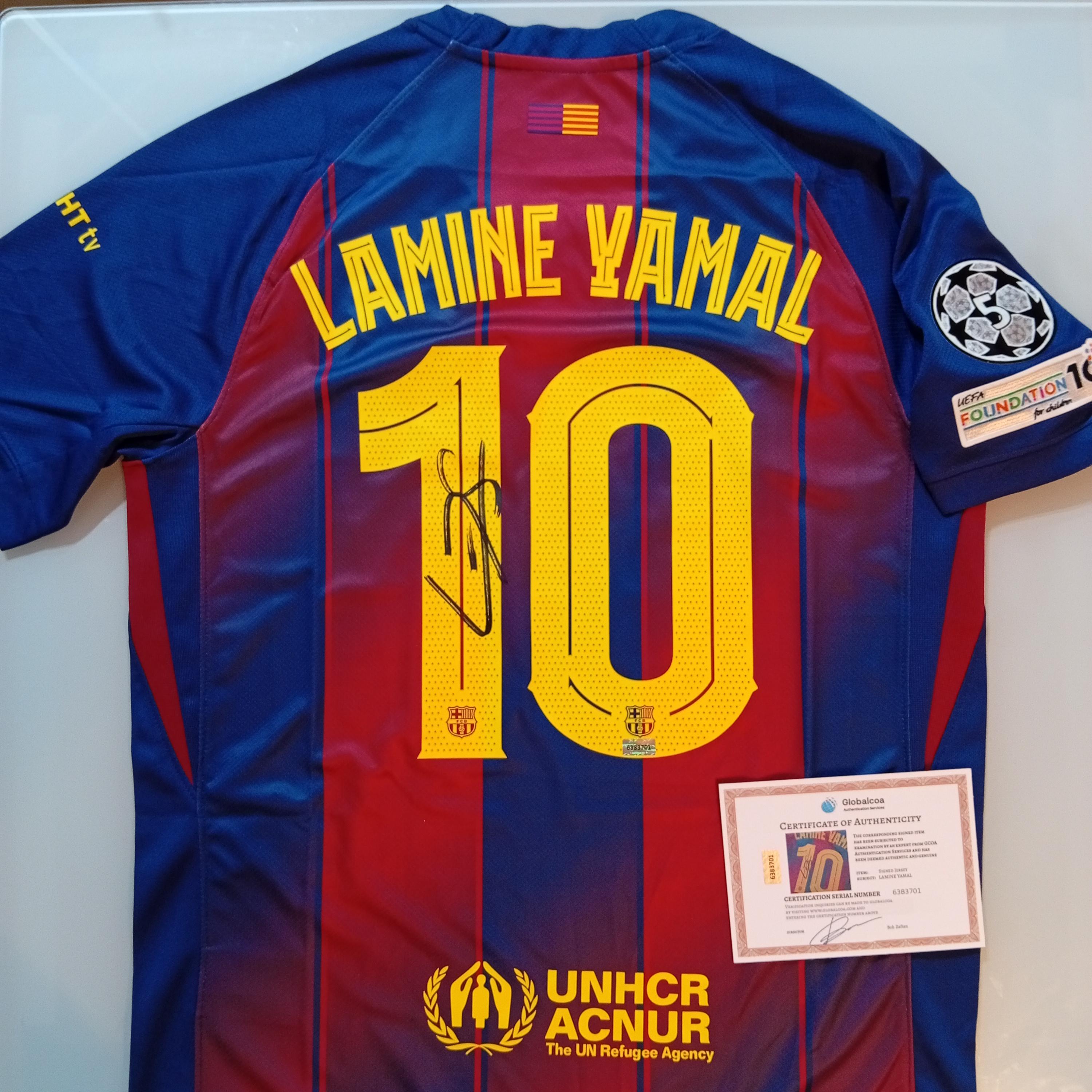Lamine Yamal Signed Autographed Barcelona FC Home Jersey/football