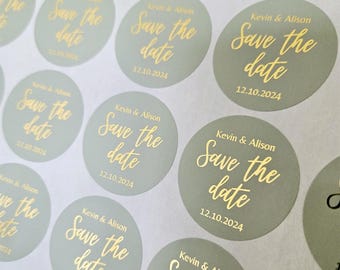 Pegatinas personalizadas para anunciar la fecha de la boda con lámina dorada