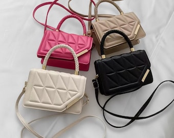 Elegante y chic bolso de hombro de piel sintética acolchada para mujer, bolso de hombro pequeño con asa trenzada rígida de moda