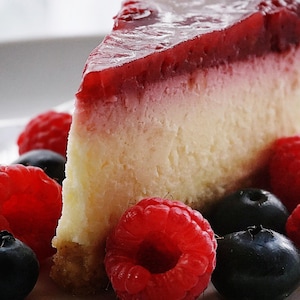 No-Bake Raspberry Cheesecake Recipe – Easy Dessert (PDF Download)