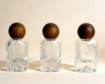 30ml Glass Spray Bottle, Wooden Spherical Cap, Clear Glass Sprayer Atomizer for Home Room Fragrance