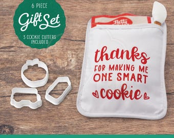 Teacher Gift Baking Set, Cookie Cutter Gift Kit with Cookie Mix, Spatula and Cookie Cutters