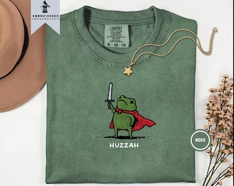 Hoera! Geborduurd kikkershirt, Comfort Colors shirt, Fantasy T-shirt, D&D shirt, Tabletop RPG shirt, Middeleeuws kikkershirt