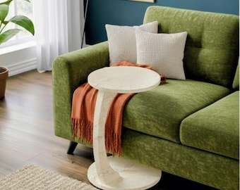 Round C-Shape Laptop Table –Travertine  Desing Rolling End Table for Sofa, Side Coffee Table with Wheels, Modern Living Room Table