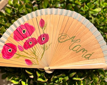 Abanico pintado a mano - regalo perfecto para el día de la madre