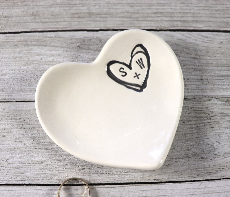 Heart, Ring Holder, Ring Dish, Personalized, Engagement Gift, Gift for Her, Custom Anniversary Gift, Wedding Gift image 6