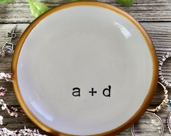Engagement Ring Dish with Initials | Personalized Gift for Couple | Wedding Ring Holder Bridal Shower Gift