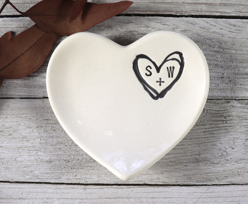 Heart, Ring Holder, Ring Dish, Personalized, Engagement Gift, Gift for Her, Custom Anniversary Gift, Wedding Gift image 5