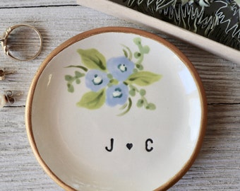 Personalized Wedding Gift, Ring Dish, Ring Holder Customized, Sky Blue, Bridal Shower Gift, Hand Painted Flowers