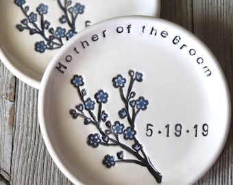 Custom Ring Dish, Set of 2, Mother of the Bride Gift, Mother of the Groom Gift, Parents Wedding Gift