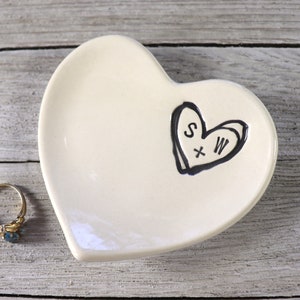 Heart, Ring Holder, Ring Dish, Personalized, Engagement Gift, Gift for Her, Custom Anniversary Gift, Wedding Gift image 2