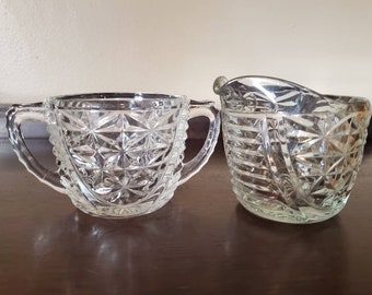 Vintage Clear Anchor Hocking Stars and Bars Creamer and Sugar Set. Vintage Farmhouse Kitchen. Coffee Bar. Set of 2.