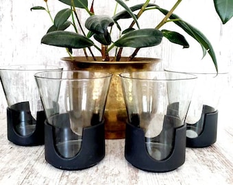 Vintage MCM Corning Black Glas-Snap Set of 4 Glasses. Set of 4. MCM Glassware. Wine glasses. MCM home.