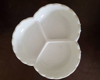Plato de vidrio con forma de clavo de leche vintage con divisiones para condimentos, dulces o frutos secos, de Fenton Glass, para decoración de bodas o del hogar.