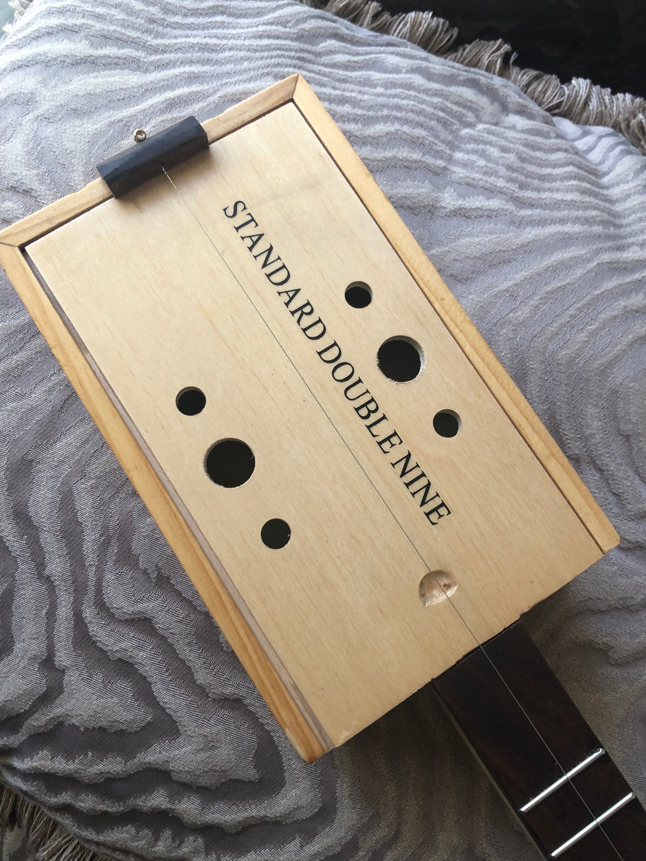 Professional Double Nine domino in cigar shaped wood box Professional Double Nine domino in cigar shaped wood box