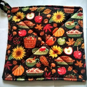 Fall Food Potholder or Hot Pad with Hanging Loop - Fall Potholder/ Fall Decor/Thanksgiving Potholder