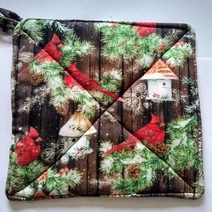 Rustic Cardinal Potholder or Hot Pad with Hanging Loop