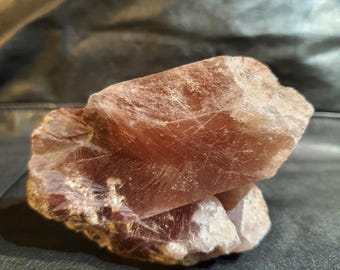 Lithium Quartz Crystal 1480 carat, Emotional Peace, Stress Release, izida