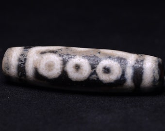 Ancient Indo-Tibetan 7 eyes Dzi Bead, Amulet of Seven Benefits, izida collection