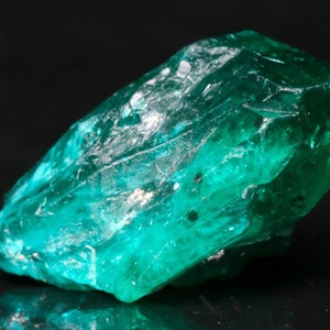 Emerald Green Dioptase Superb Rare Lustrous Gem Crystal, Doubly Terminated, 9 carat, Namibia, izida