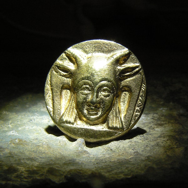 Amulet of Baphomet, Antique Gold Button, 3D image, 'Astral Light', 'initiation and knowledge', 'Great Work', Rare, Collectible, izida