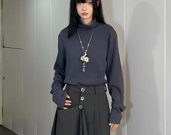 Second-Skin Ribbed Knit Top / Elongated Sleeves Minimal Silhouette / Unisex