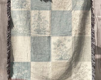 Woven Floral Patchwork Blanket, Cottagecore Cotton Throw for Couch or Bed, Cozy Mother’s Day Gift for Mom or Grandma