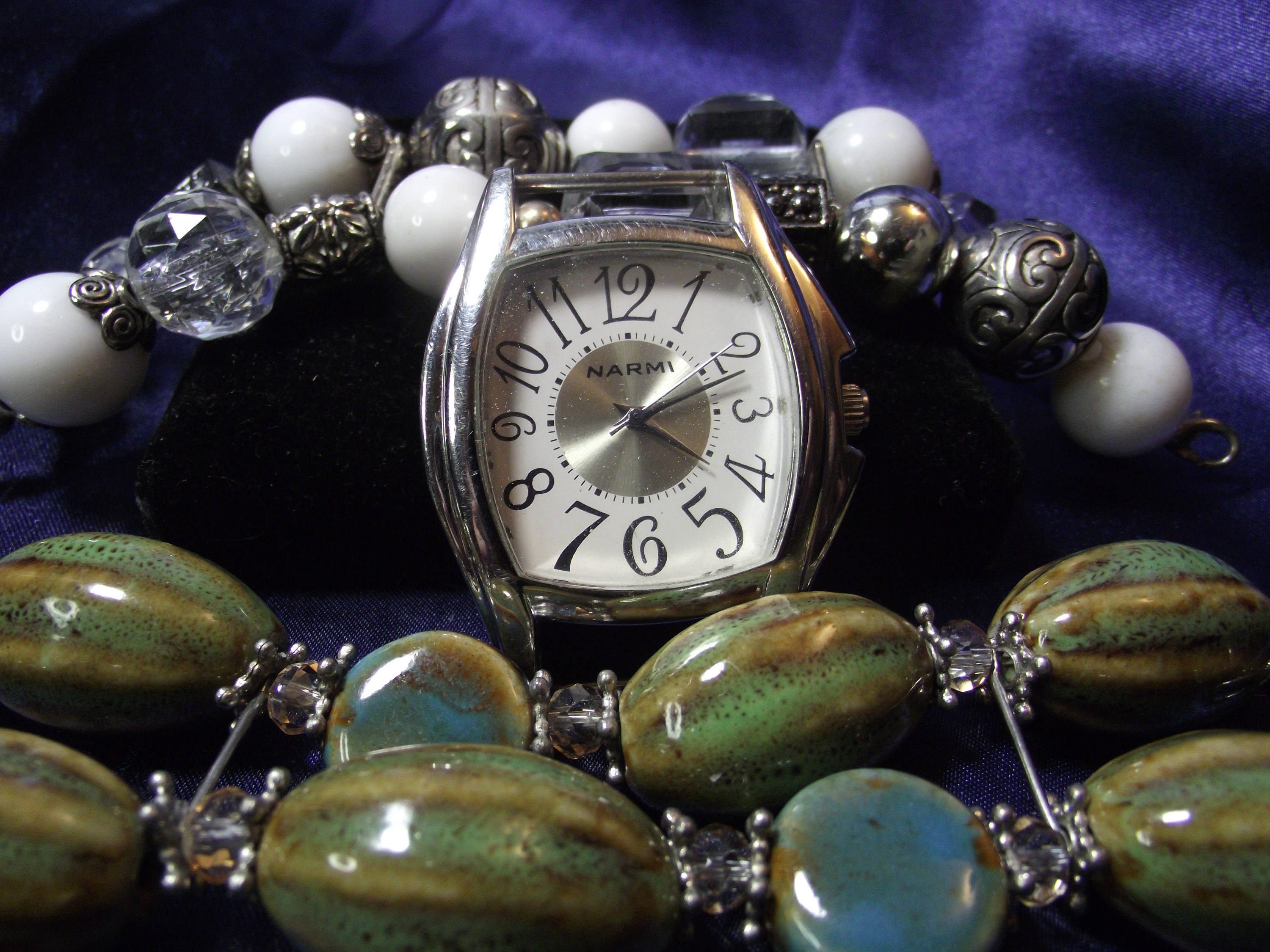Narmi watch price new arrivals