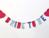 Bride to Be felt party banner with hearts, Wedding garland, Engagement party, Bridal shower banner