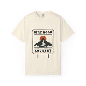 Dirt Road Country T-Shirt, Mountain Road Sign Graphic Tee, North Carolina Off Road Overlanding Shirt, Comfort Colors Bild 3