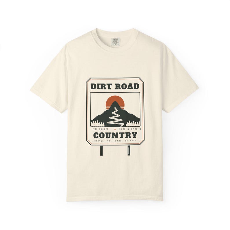 Dirt Road Country T-Shirt, Mountain Road Sign Graphic Tee, North Carolina Off Road Overlanding Shirt, Comfort Colors Bild 3