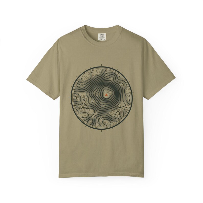Topographic Map T-Shirt, Contour Lines Circle Graphic Tee, 100% Cotton Comfort Colors Shirt for Hikers and Overlanding Fans zdjęcie 3