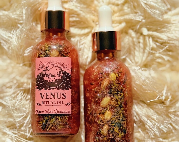 Venus Planetary Ritual Oil | 2oz |  Love, Attraction, Beauty, Harmony, Astrology, Friday Spells | 60mL