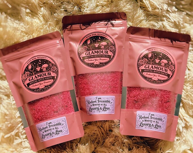 Glamour Ritual Bath Salts | Pina Colada Scent |Beauty + Confidence Spell Bath | Self Care Gift, Attraction & Radiance Soak | Spiritual Bath