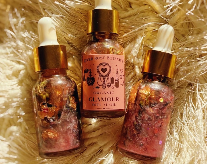 Glamour Ritual Oil 0.5oz, for Beauty, Confidence & Attraction | Enchantment, Self-Love, Aura Enhancement | Spiritual Anointing Oil, 15mL