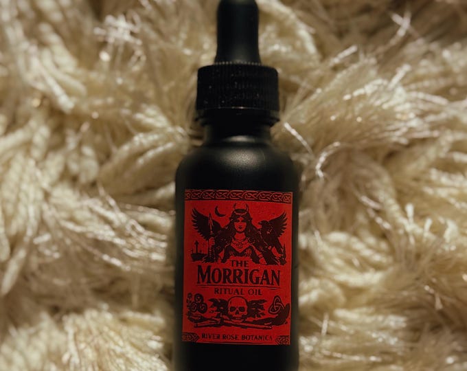 Morrigan Ritual Oil | 1oz | Celtic War Goddess, Protection, Strength, Shadow Work, Transformation | Morrigan Altar | Camphor Scented | 30mL