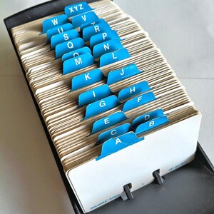 Vintage Plastic Index Card Holder - Etsy