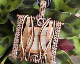 Colgante de jaspe hecho a mano • Collar envuelto en alambre de cobre • Joyería de cristal natural • Amuleto de piedra preciosa bohemio